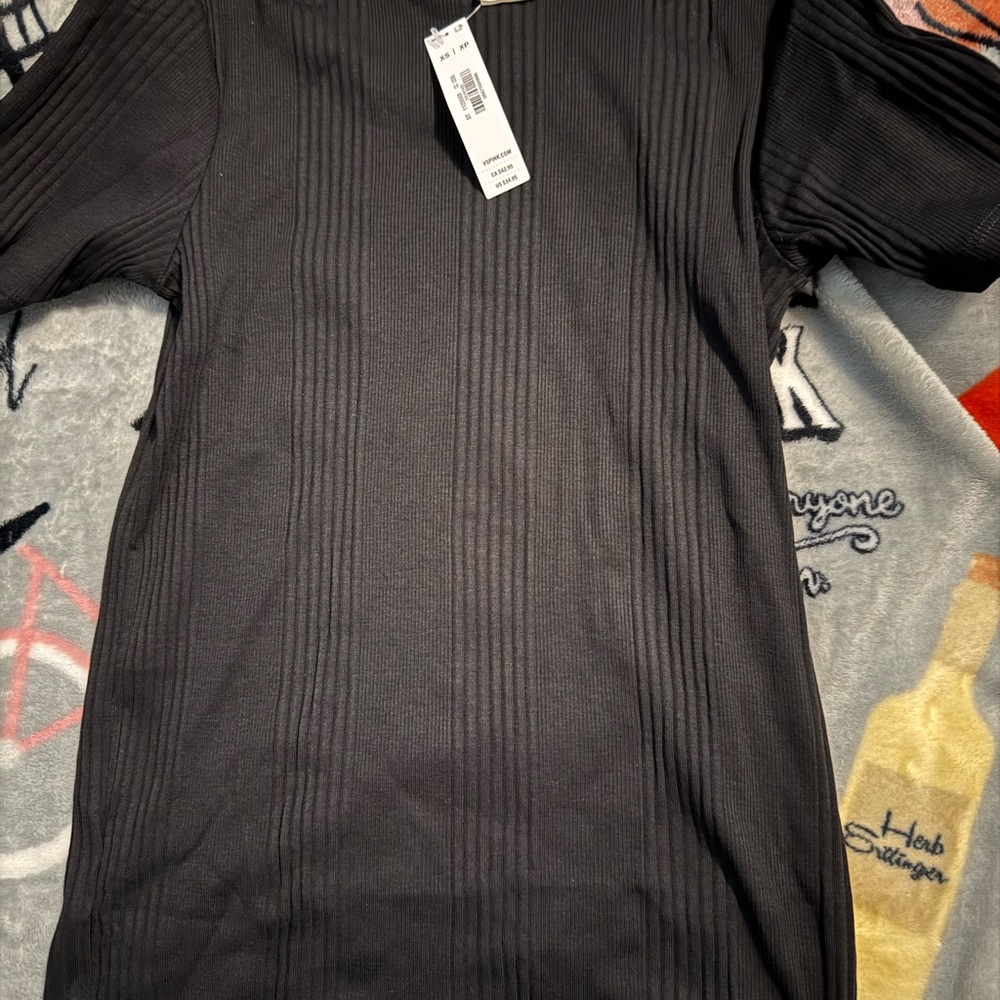 PINK Victoria's Secret Black Short Sleeve Tee
